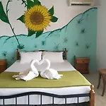 Amaranthos Skiathos View * Megali Ammos (Skiathos)