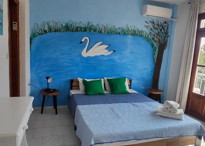 Amaranthos Skiathos View * Megali Ammos (Skiathos)