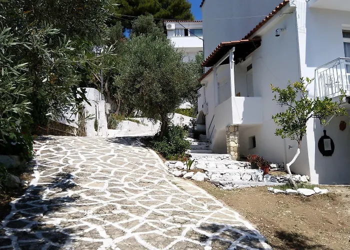 Amaranthos Skiathos View *