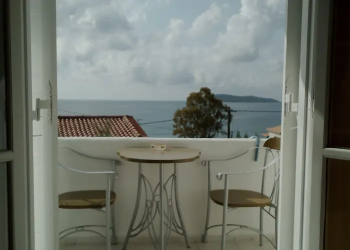 Amaranthos Skiathos View * Megali Ammos (Skiathos)